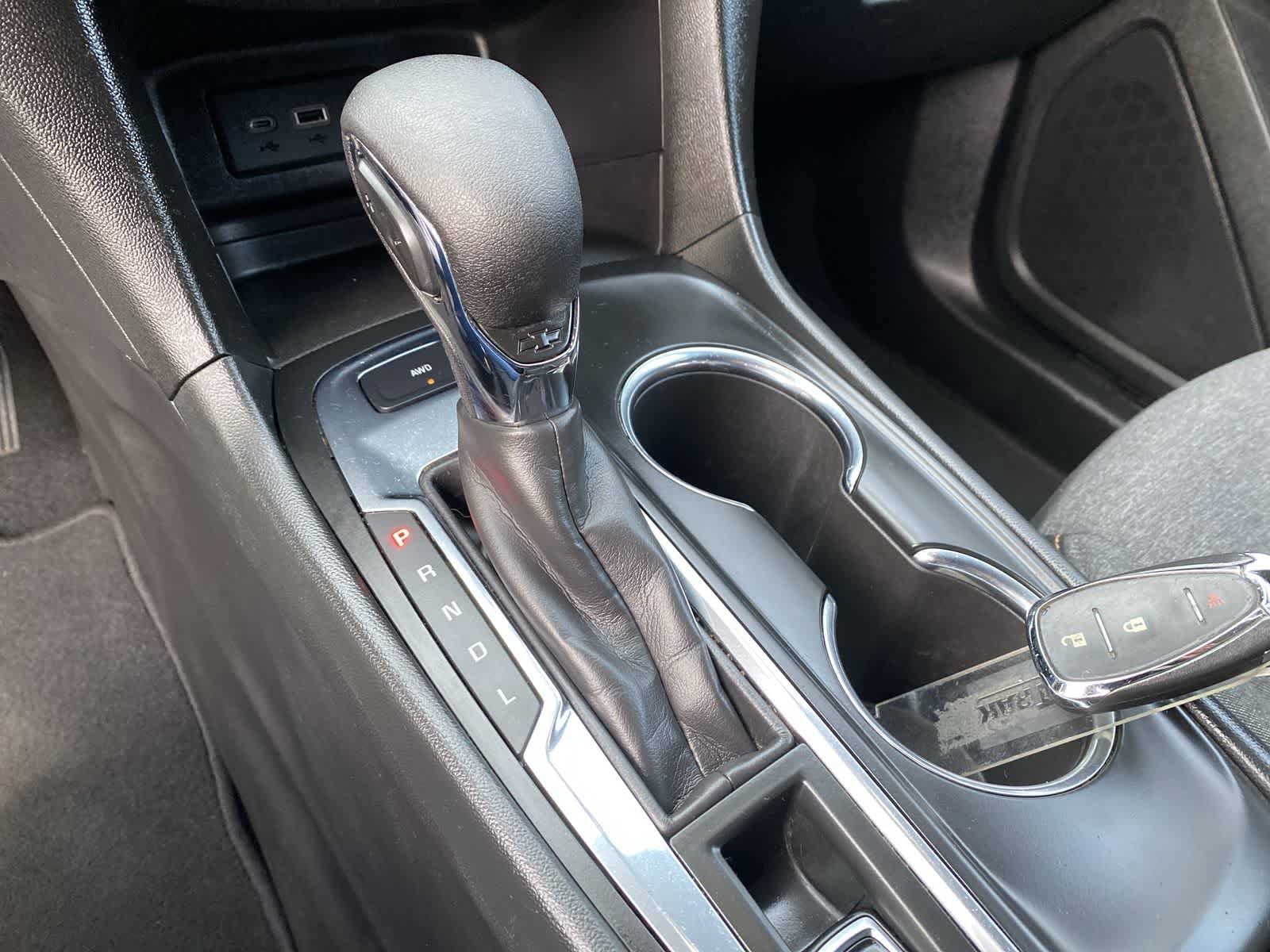 Thumbnail: 2022 Chevrolet Equinox - 35