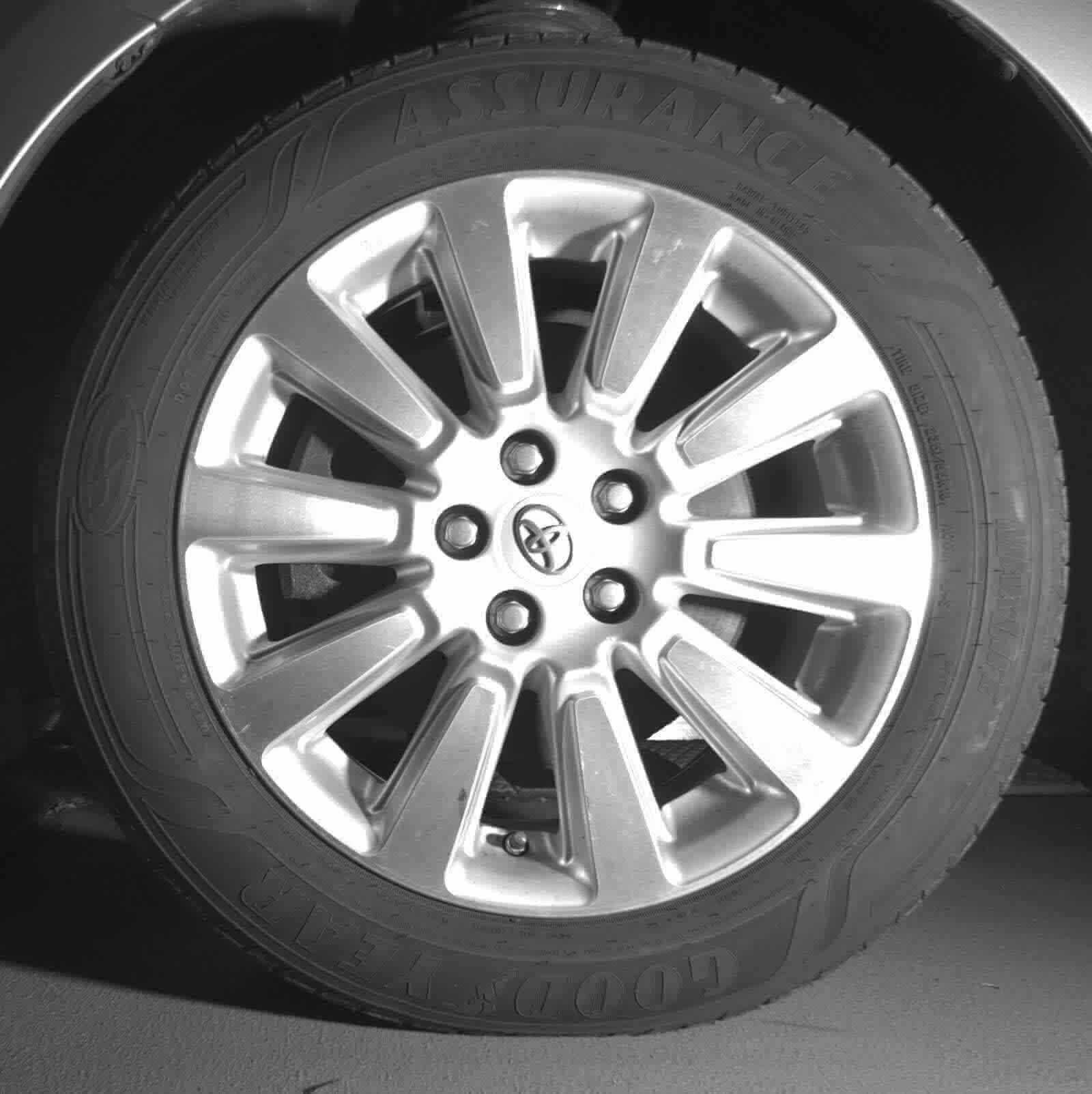 Thumbnail: 2013 Toyota Sienna - 7