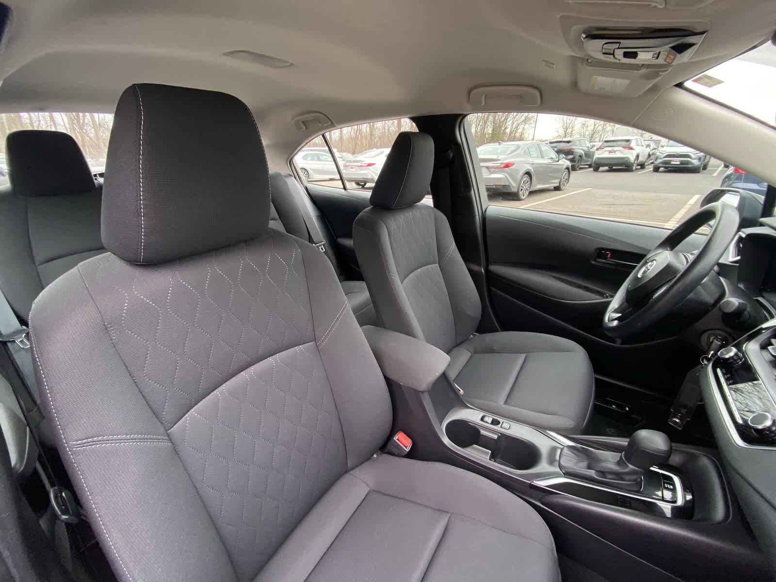 Thumbnail: 2025 Toyota Corolla - 24