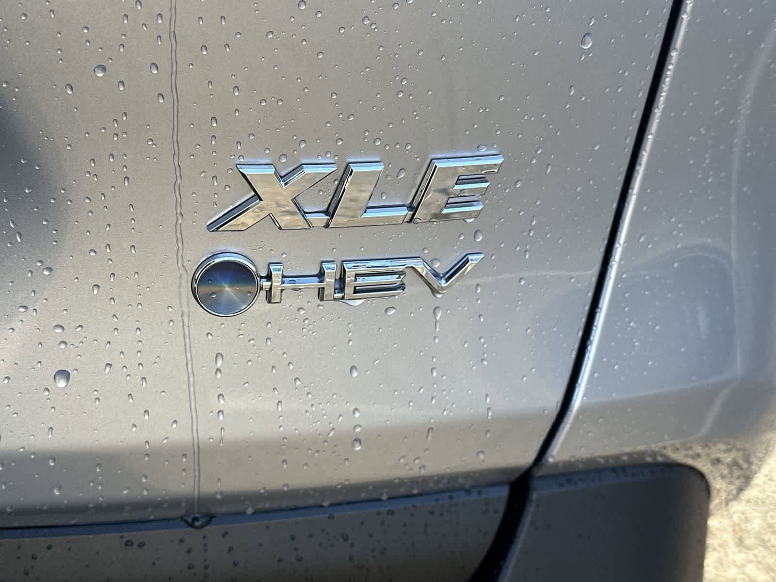 Thumbnail: 2025 Toyota RAV4 - 17