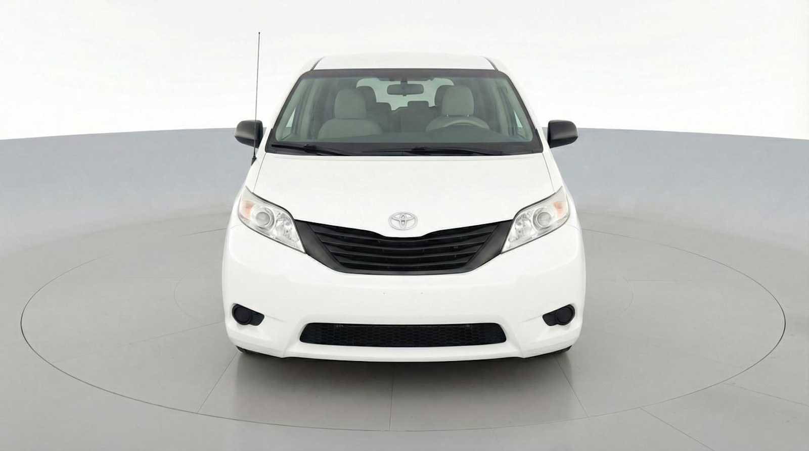 Thumbnail: 2013 Toyota Sienna - 2