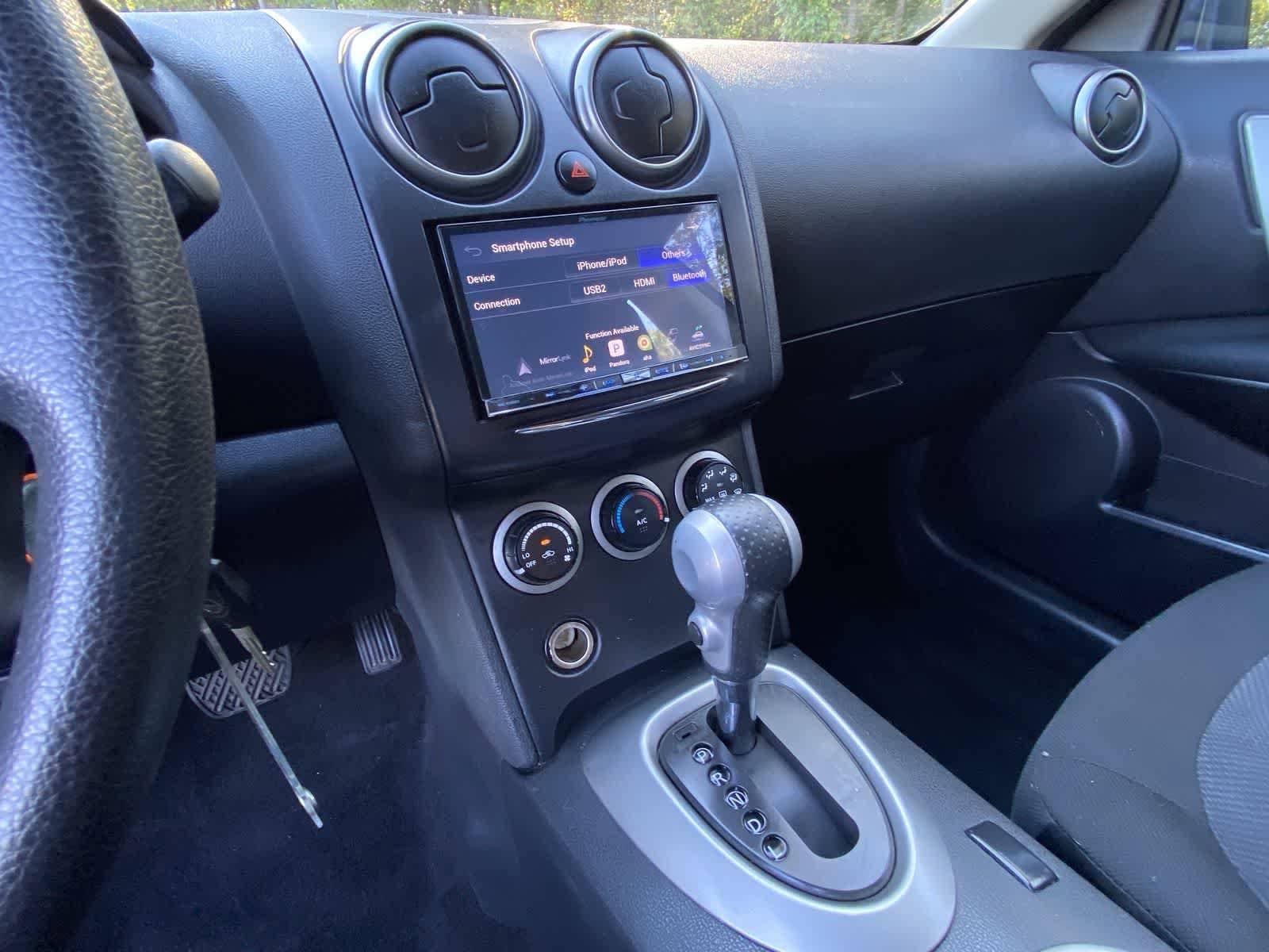 Thumbnail: 2013 Nissan Rogue - 19
