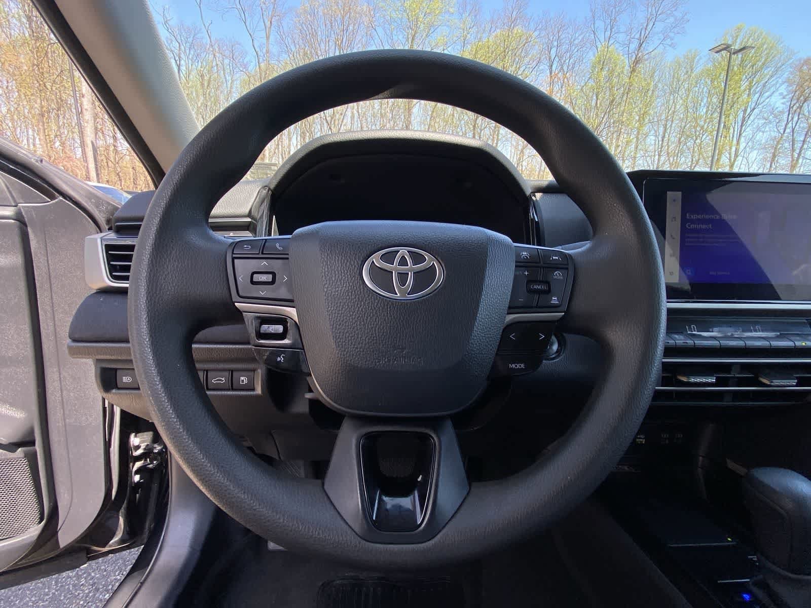 Thumbnail: 2025 Toyota Camry - 29