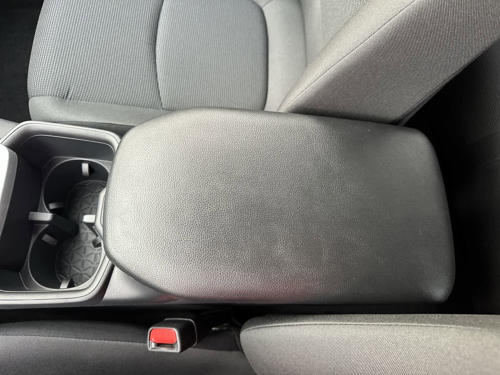 Thumbnail: 2025 Toyota RAV4 - 29