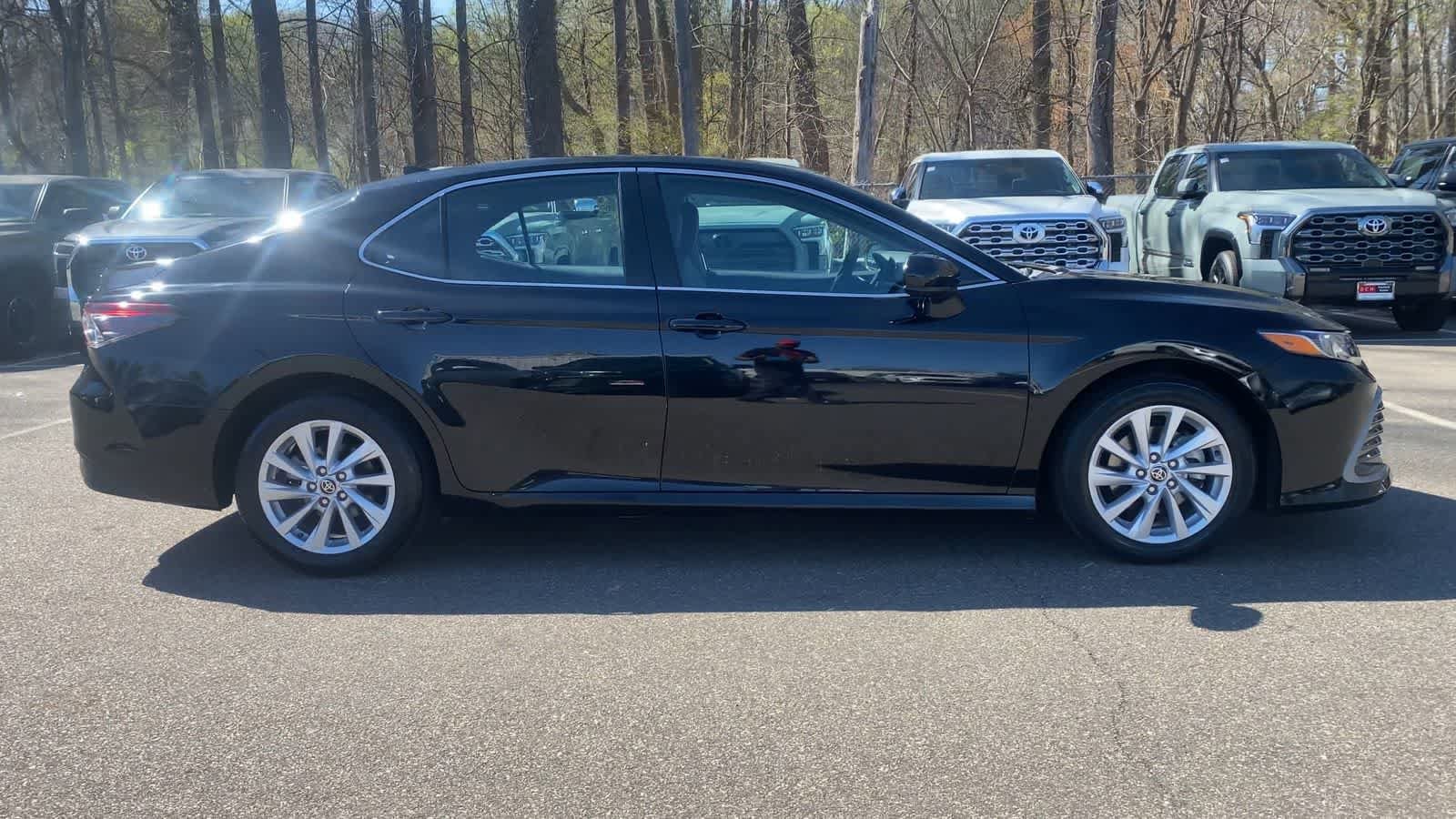 Thumbnail: 2024 Toyota Camry - 14