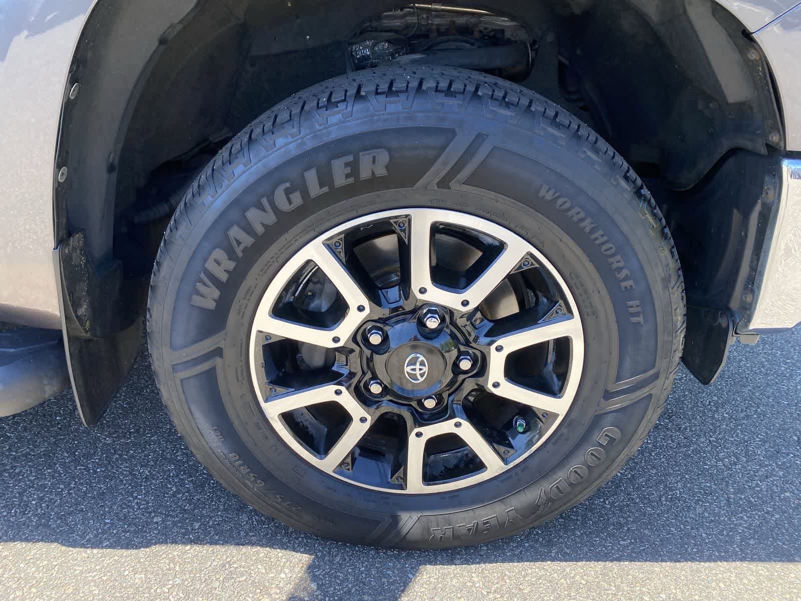 Thumbnail: 2017 Toyota Tundra - 13