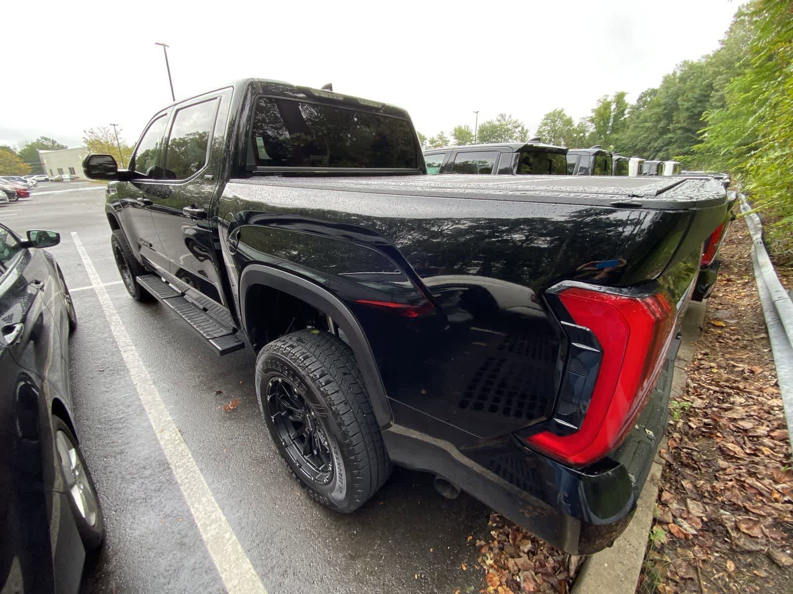 Thumbnail: 2023 Toyota Tundra - 8