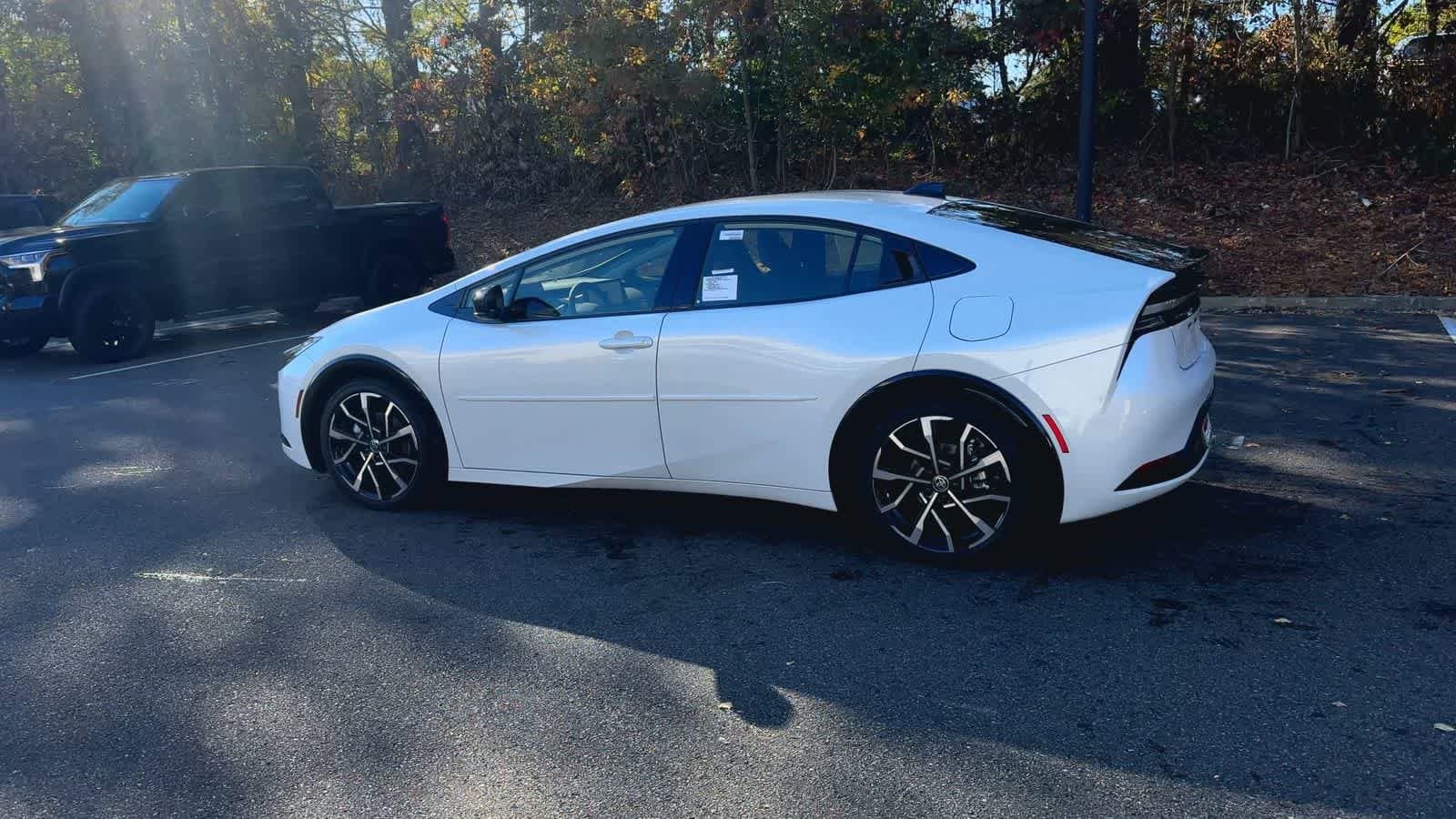 Thumbnail: 2026 Toyota Prius - 6