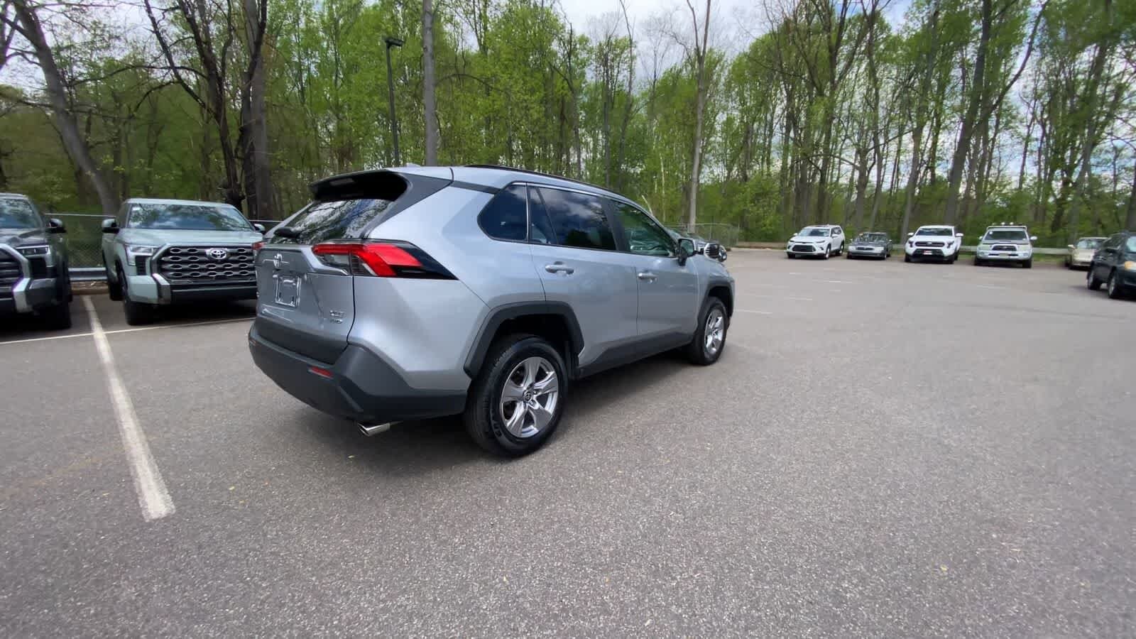Thumbnail: 2025 Toyota RAV4 - 8
