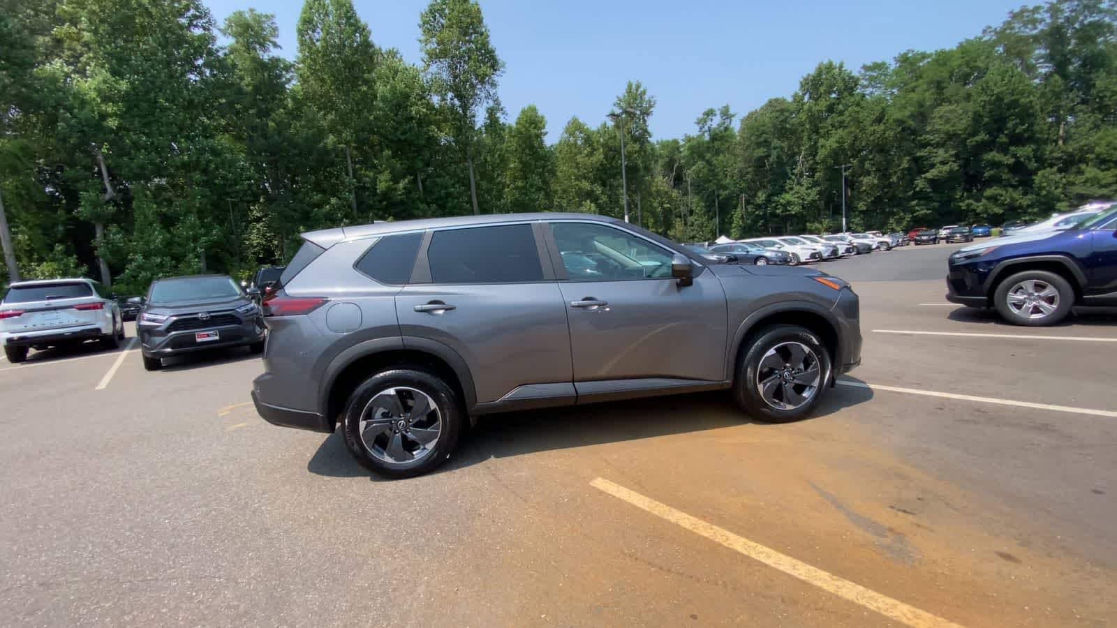 Thumbnail: 2024 Nissan Rogue - 9