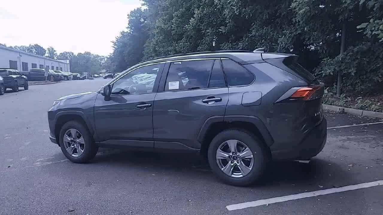 Thumbnail: 2025 Toyota RAV4 - 6
