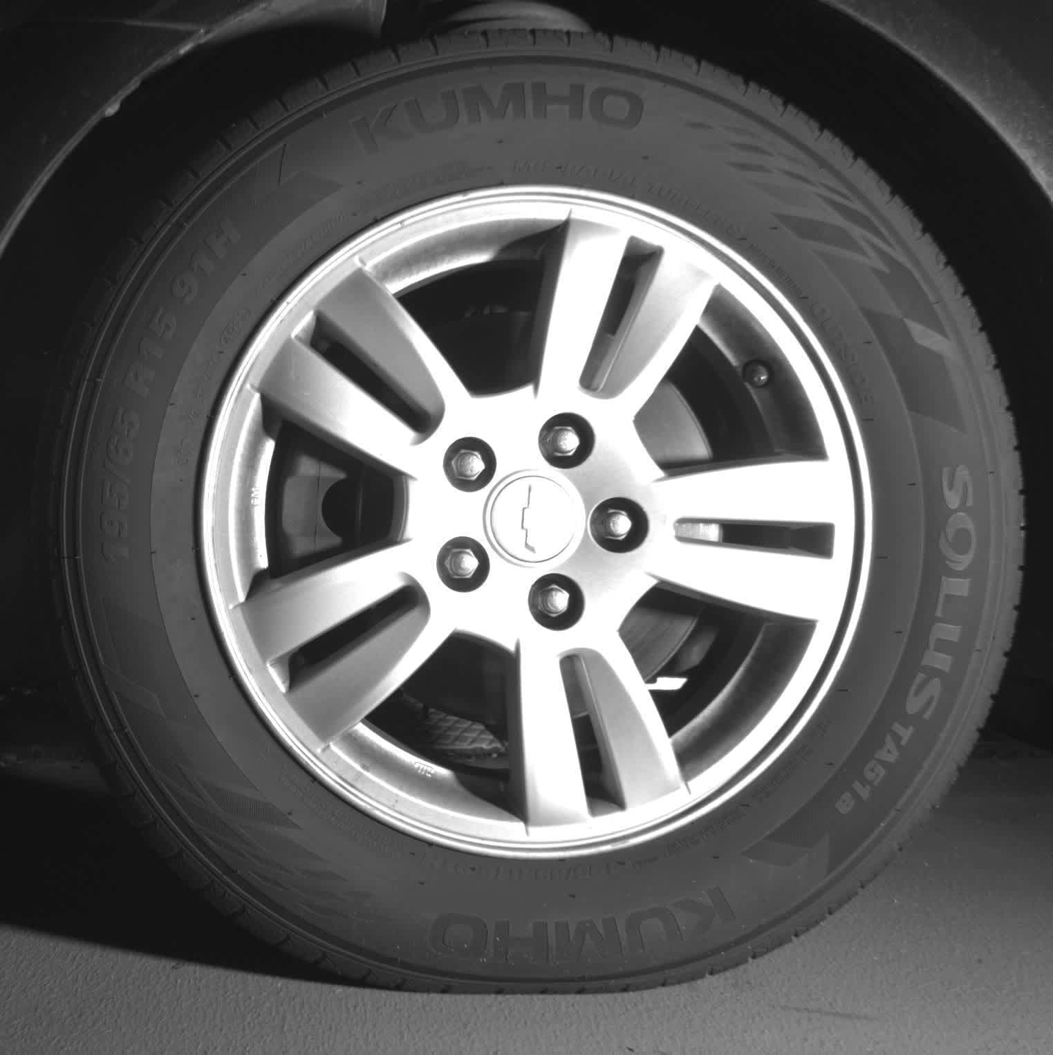 Thumbnail: 2013 Chevrolet Sonic - 16