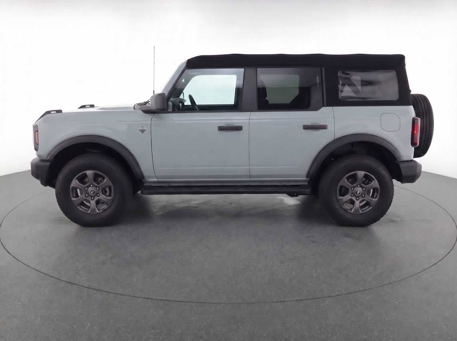 Thumbnail: 2021 Ford Bronco - 7