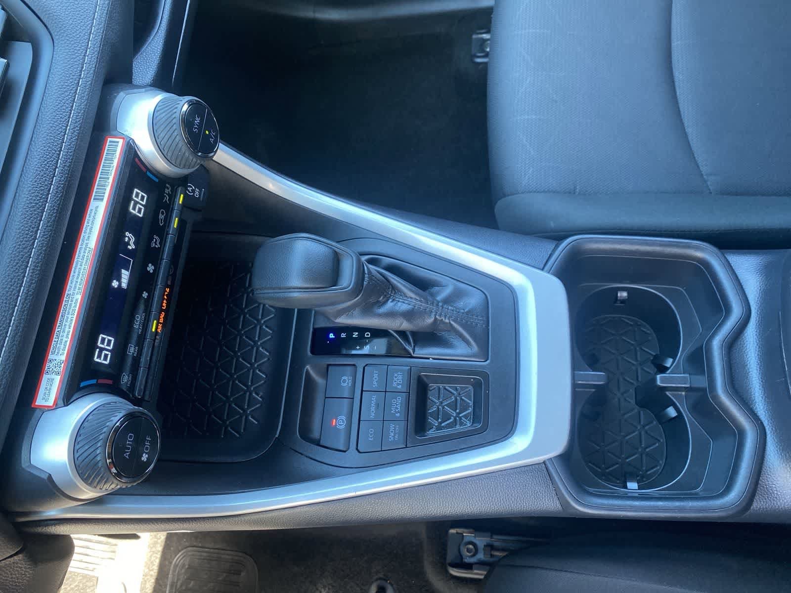 Thumbnail: 2025 Toyota RAV4 - 29