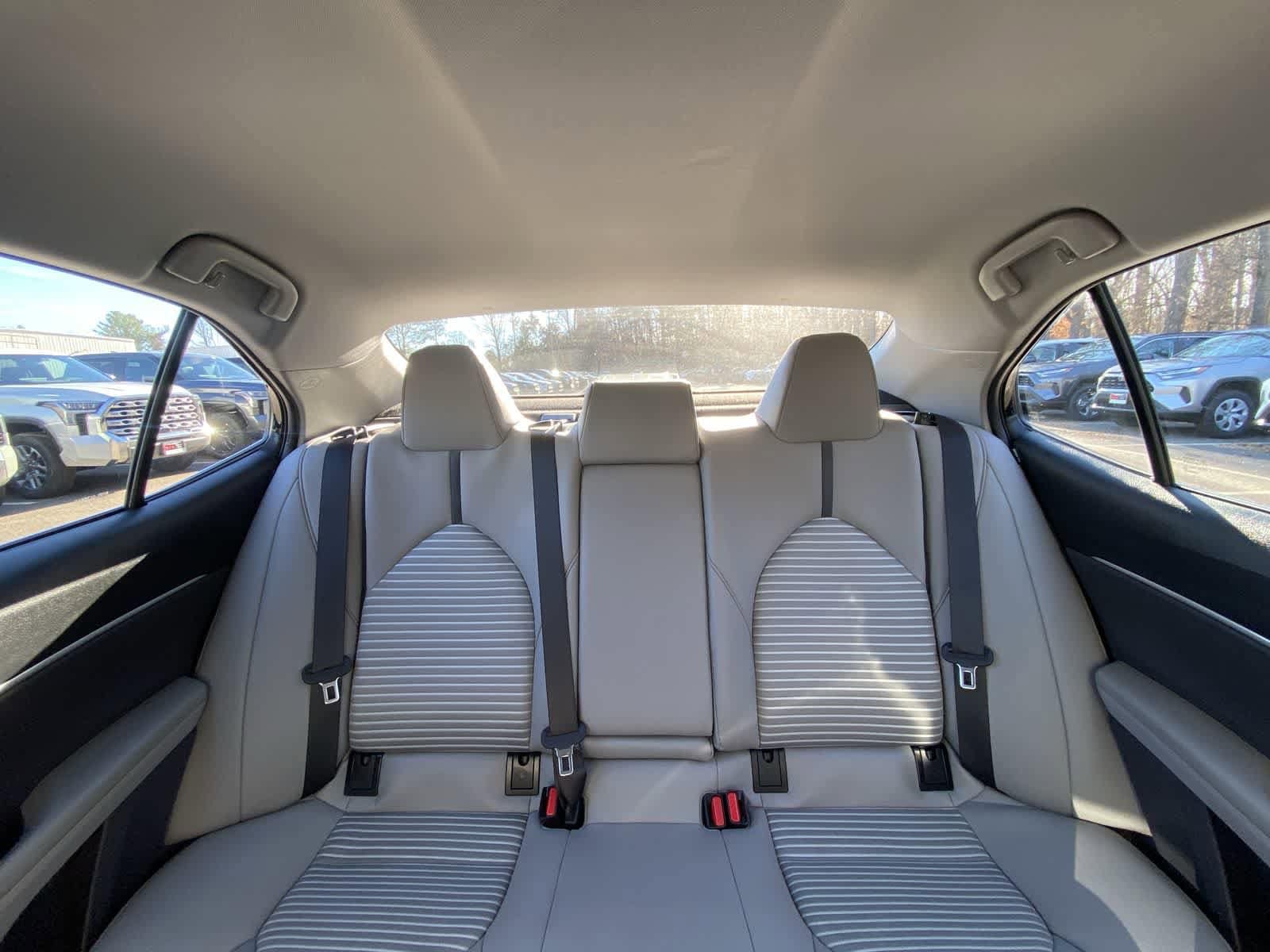 Thumbnail: 2023 Toyota Camry - 30