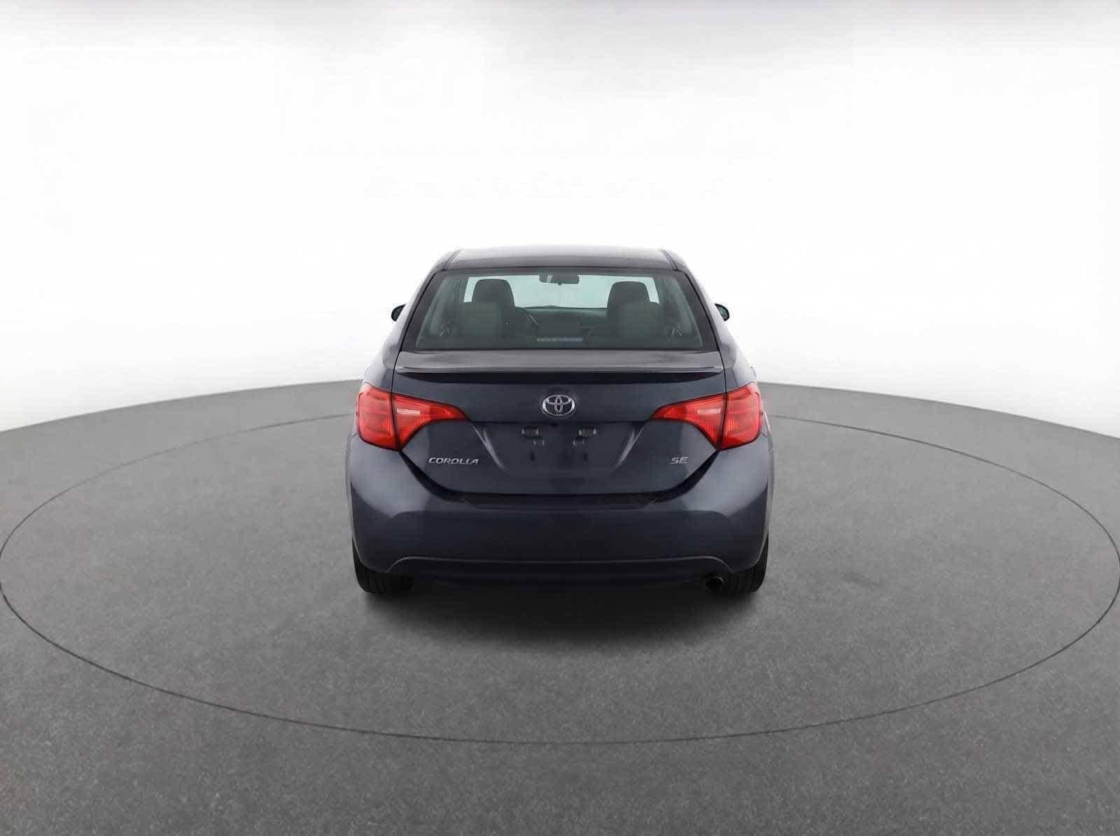 Thumbnail: 2017 Toyota Corolla - 7