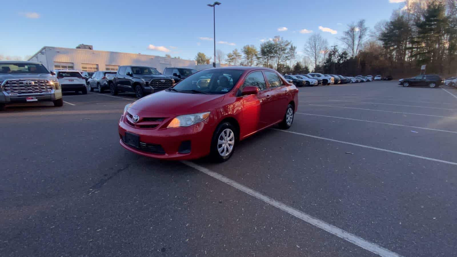 Thumbnail: 2013 Toyota Corolla - 12