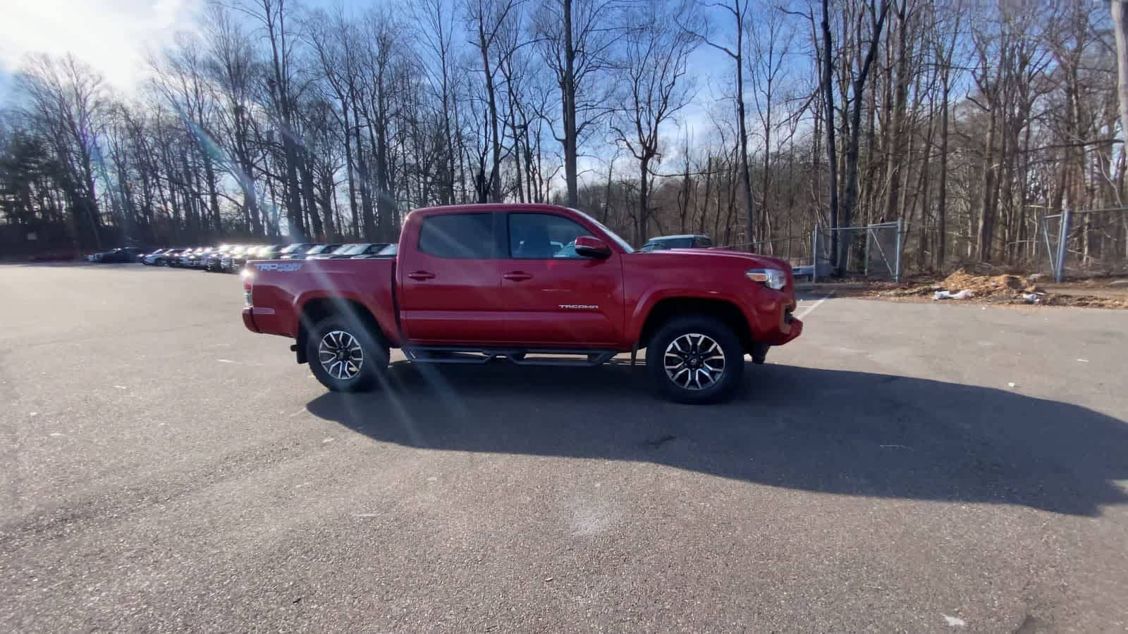 Thumbnail: 2022 Toyota Tacoma - 8