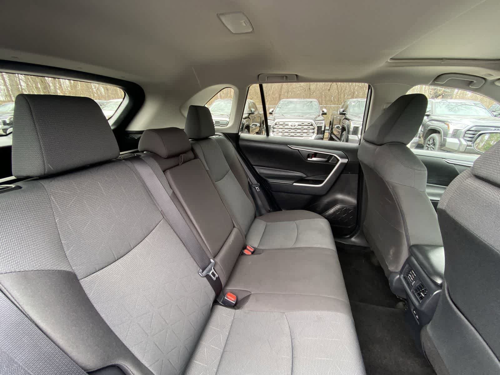 Thumbnail: 2025 Toyota RAV4 - 24