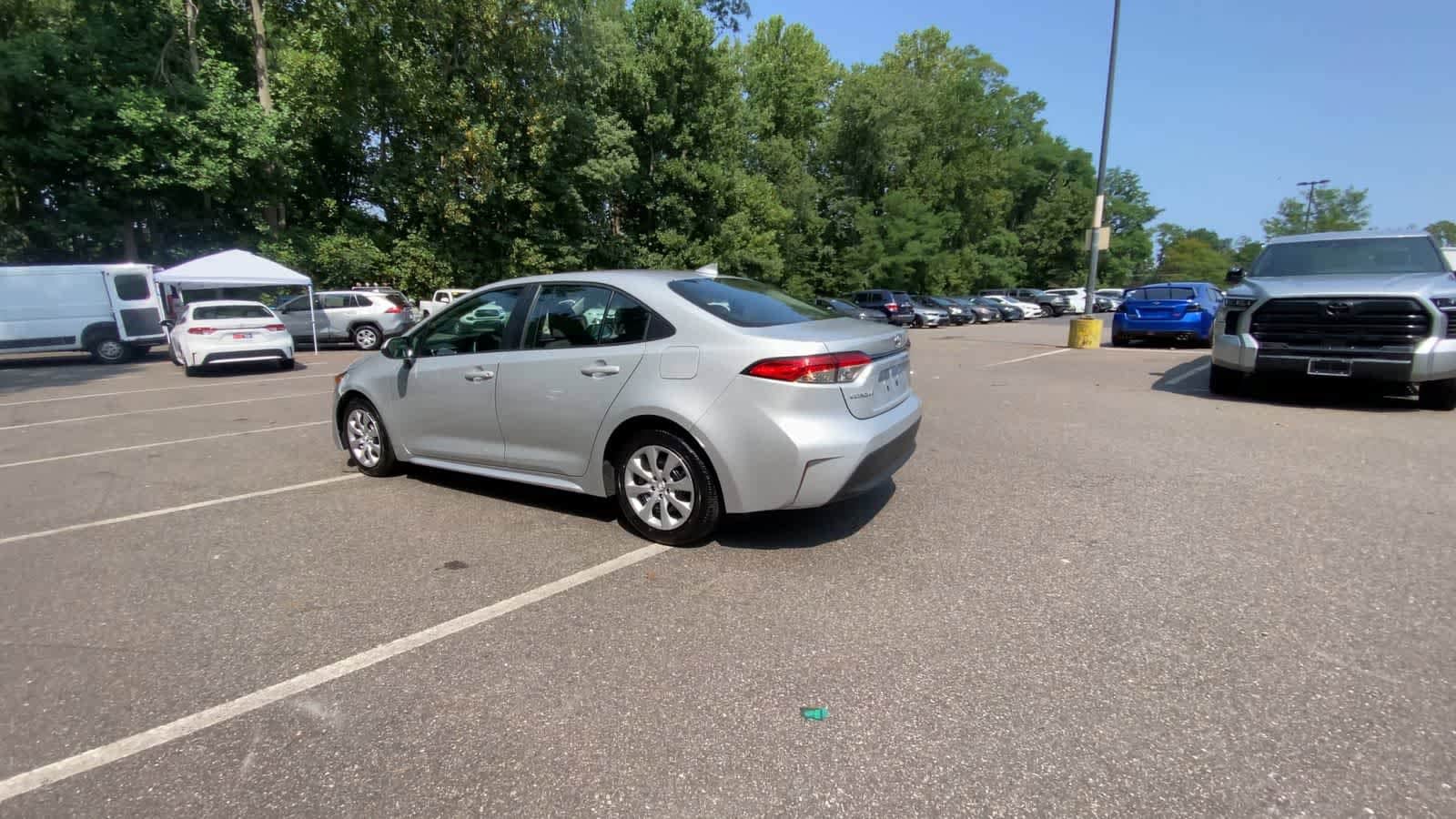 Thumbnail: 2024 Toyota Corolla - 6