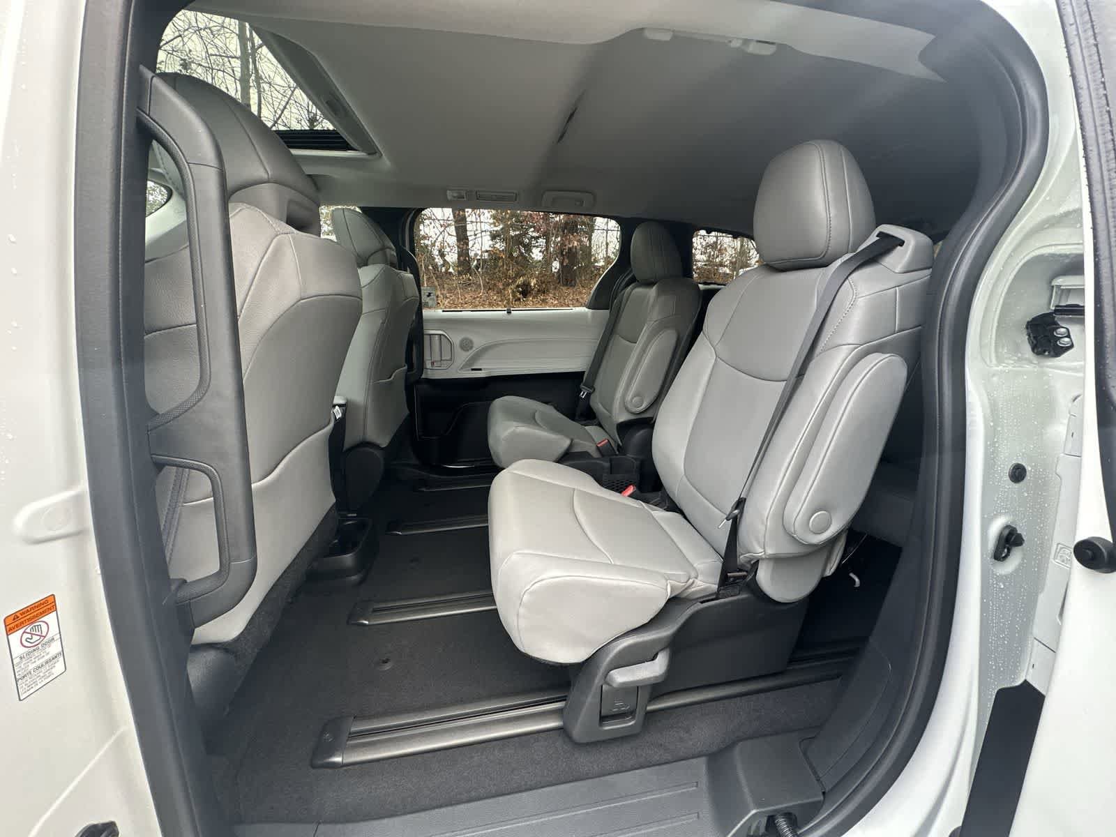 Thumbnail: 2026 Toyota Sienna - 35