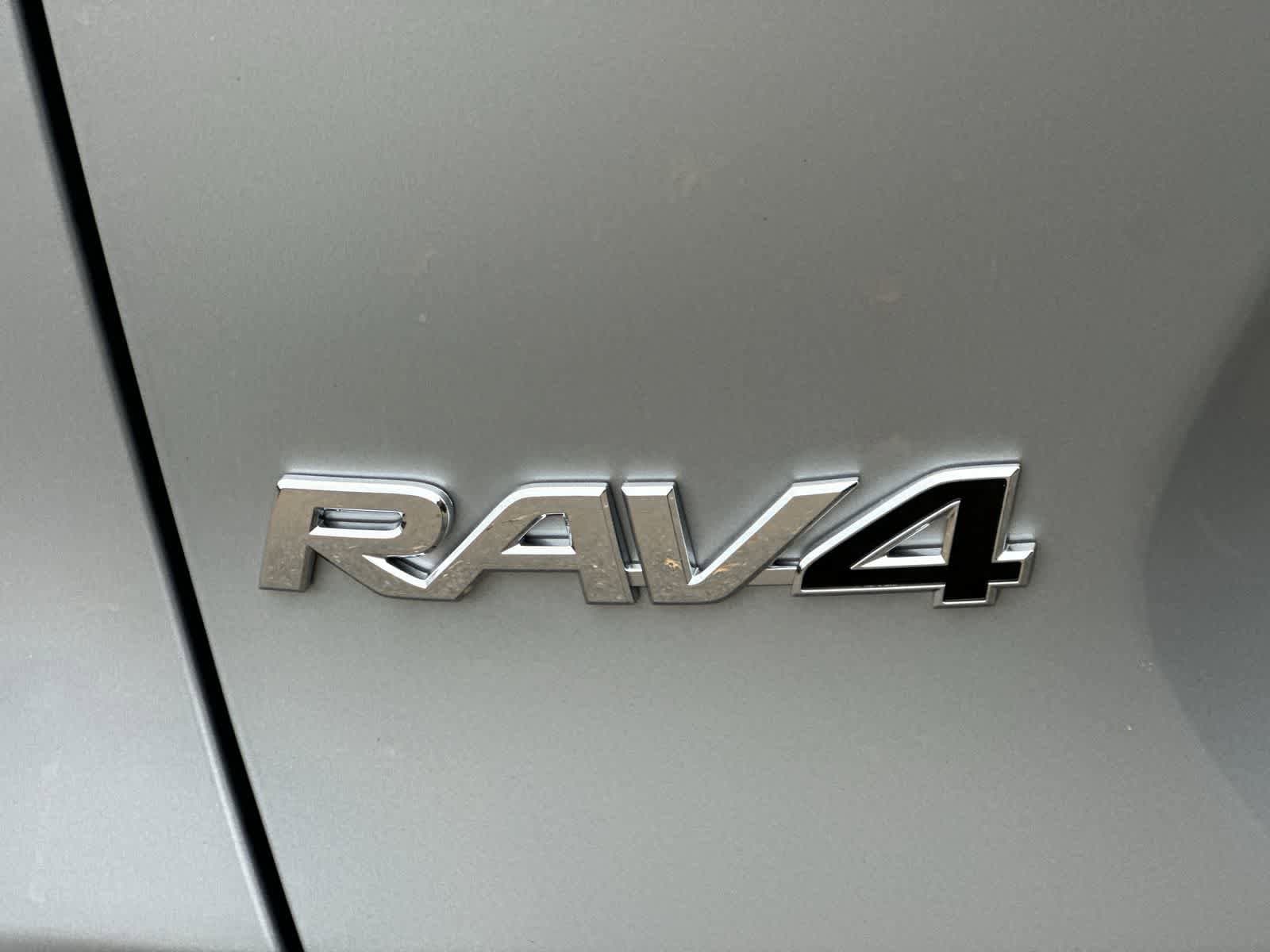 Thumbnail: 2025 Toyota RAV4 - 13