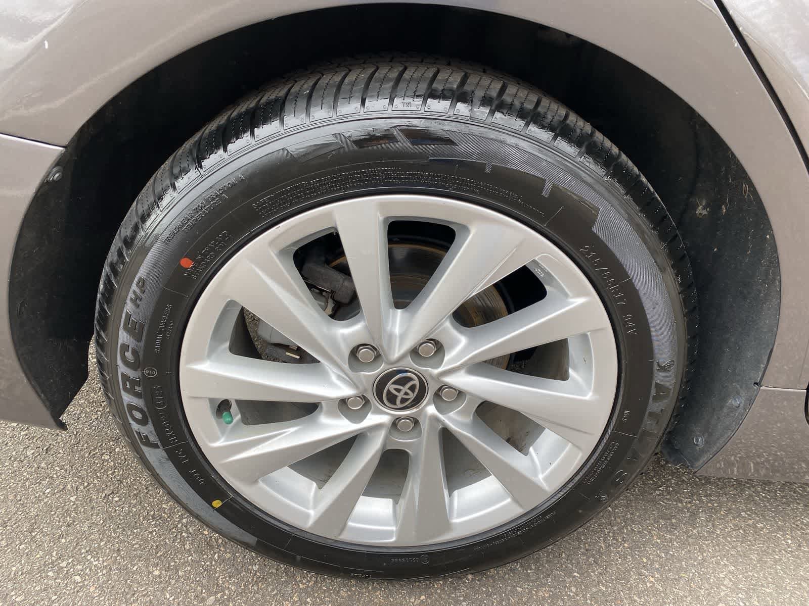 Thumbnail: 2023 Toyota Camry - 20