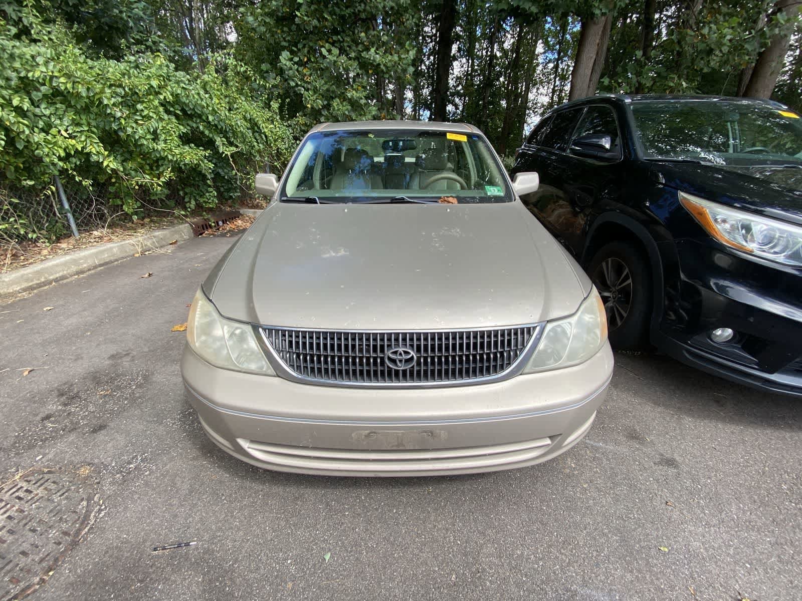 Thumbnail: 2000 Toyota Avalon - 2