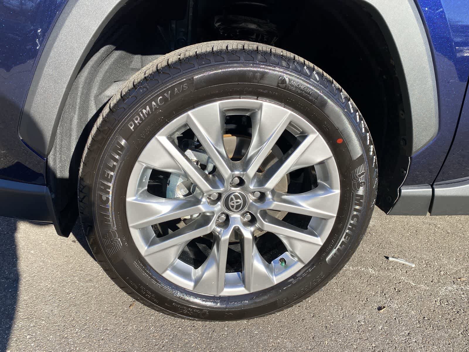 Thumbnail: 2025 Toyota RAV4 - 16