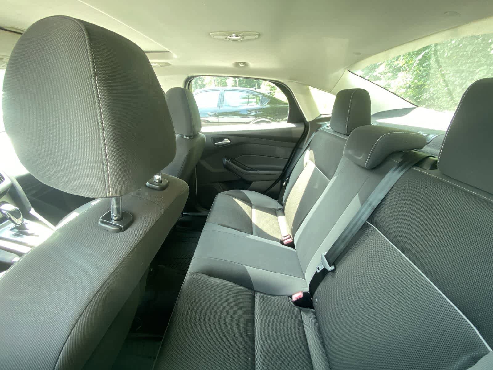 Thumbnail: 2014 Ford Focus - 9