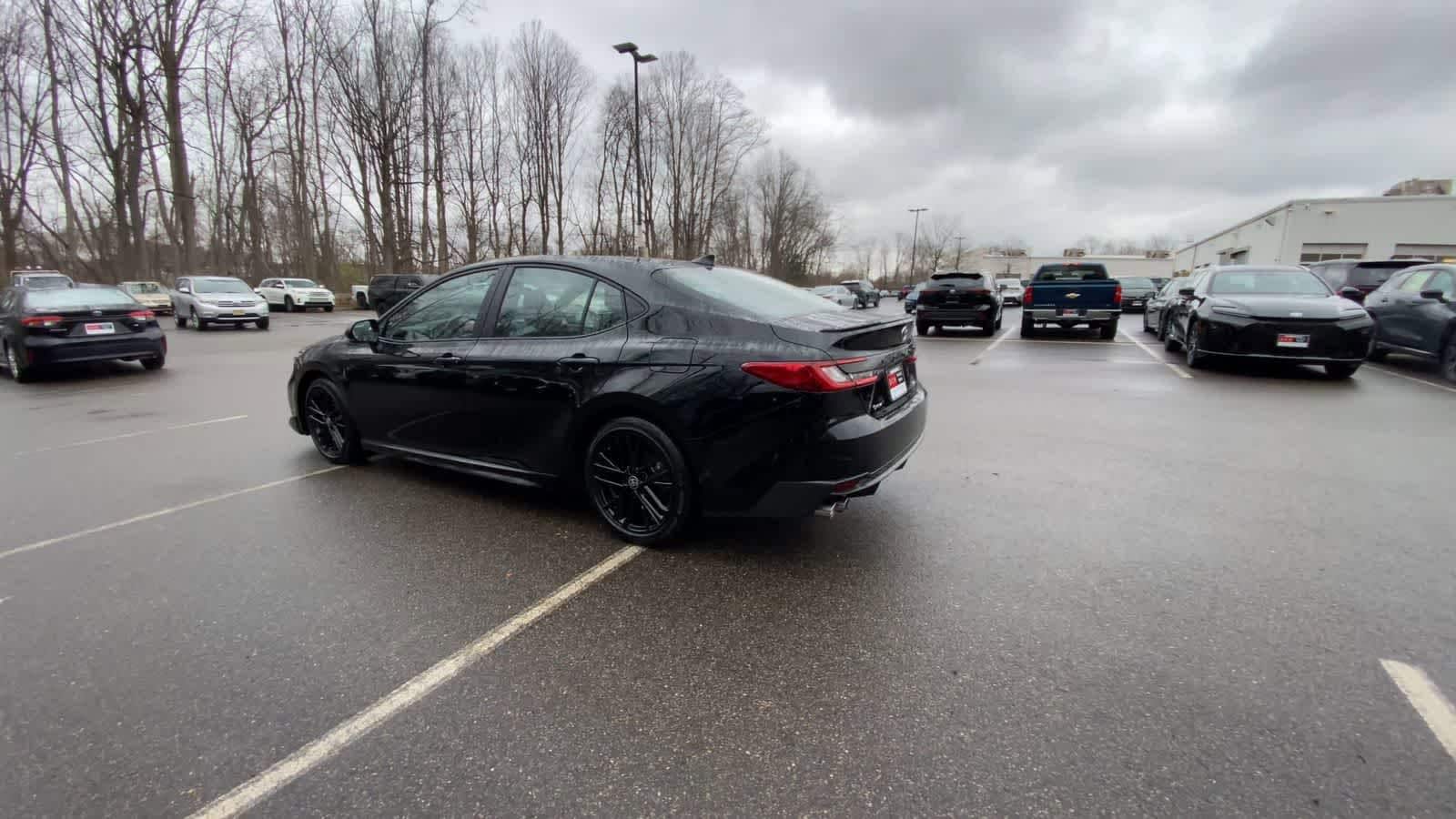 Thumbnail: 2025 Toyota Camry - 12