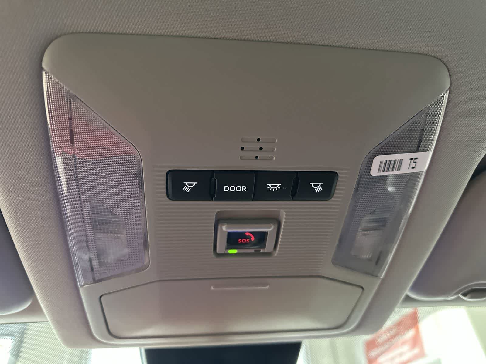 Thumbnail: 2025 Toyota RAV4 - 25