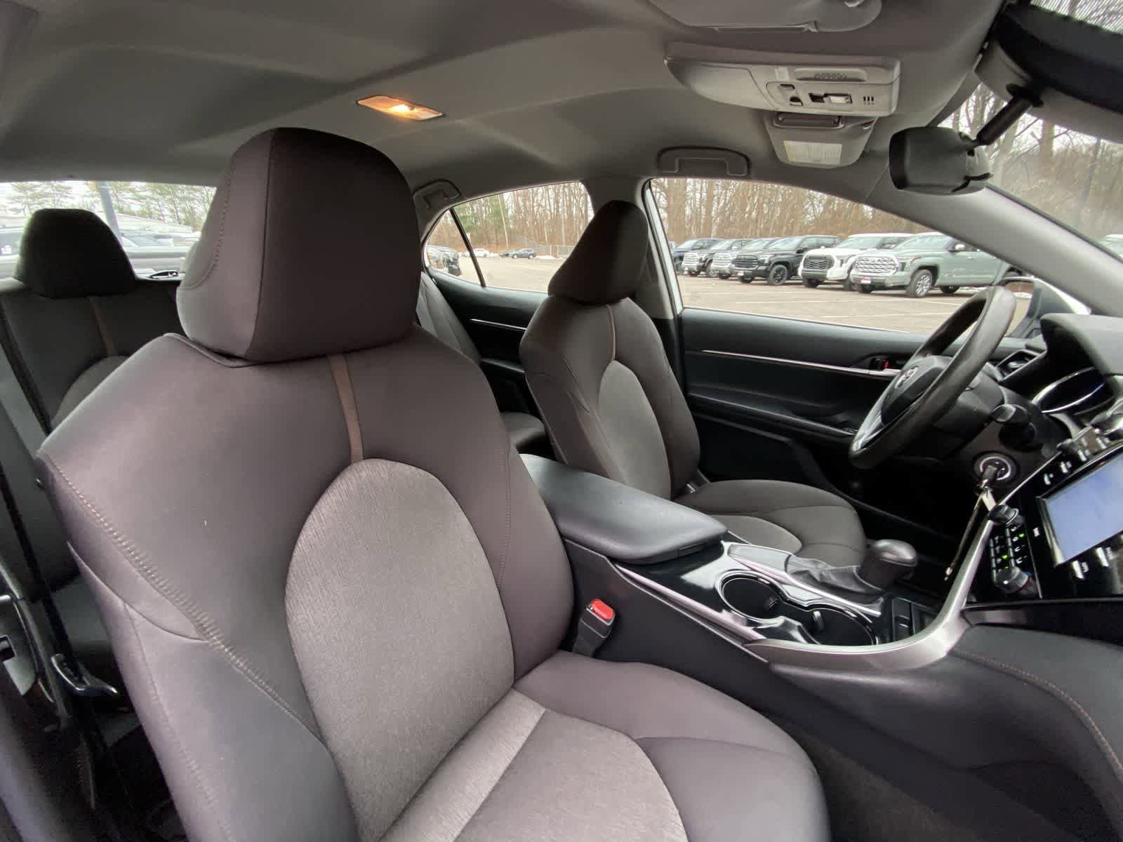 Thumbnail: 2020 Toyota Camry - 26