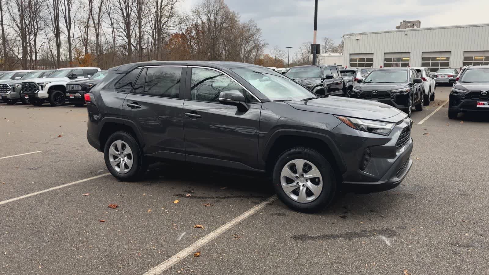 Thumbnail: 2025 Toyota RAV4 - 2