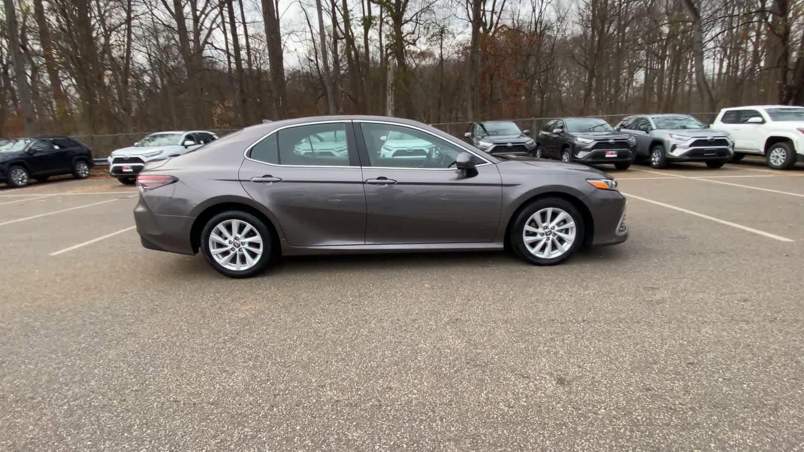 Thumbnail: 2023 Toyota Camry - 17