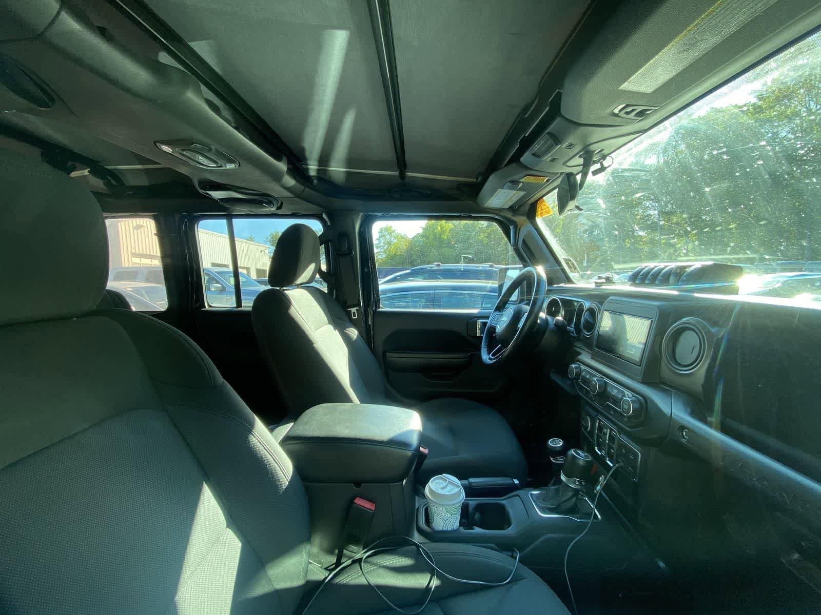 Thumbnail: 2022 Jeep Wrangler - 5