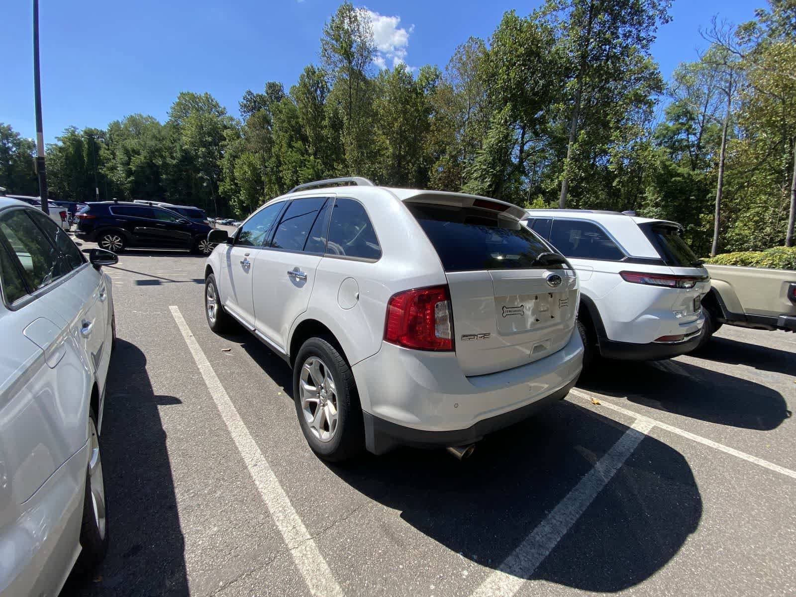 Thumbnail: 2011 Ford Edge - 9