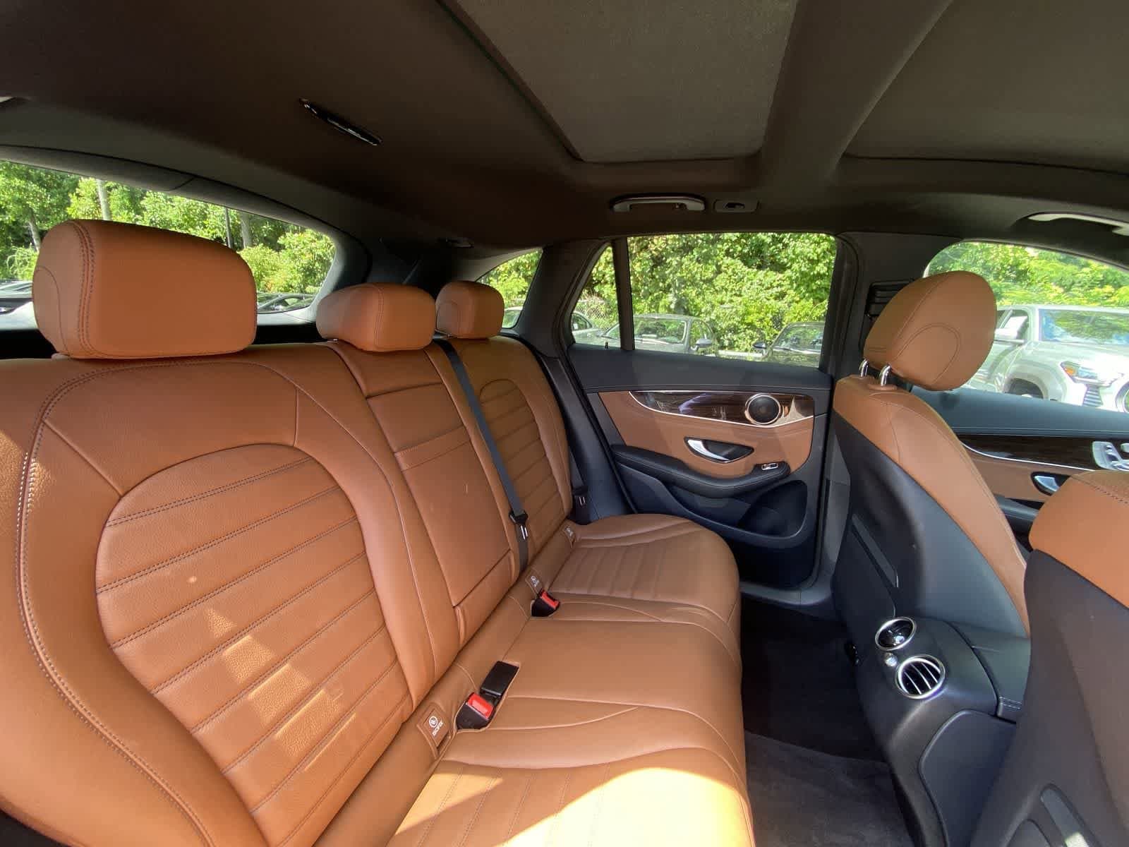 Thumbnail: 2019 Mercedes-Benz GLC - 24