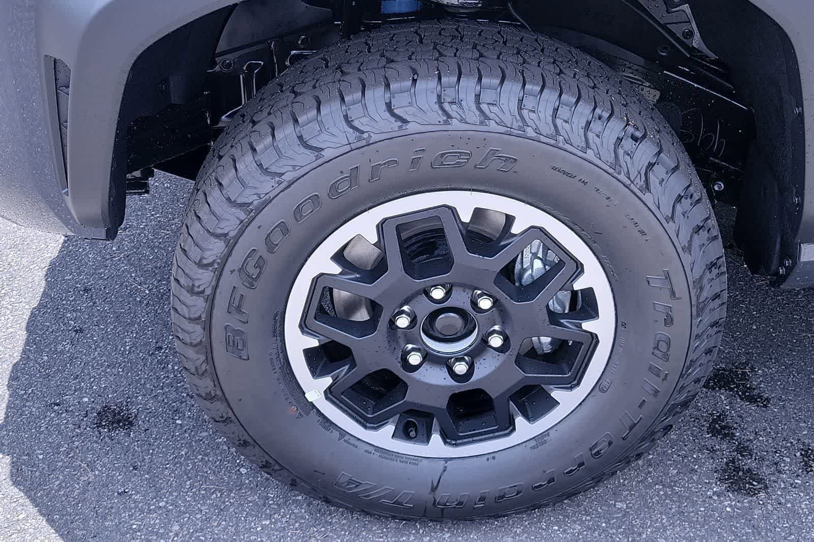 Thumbnail: 2025 Toyota Tacoma - 11