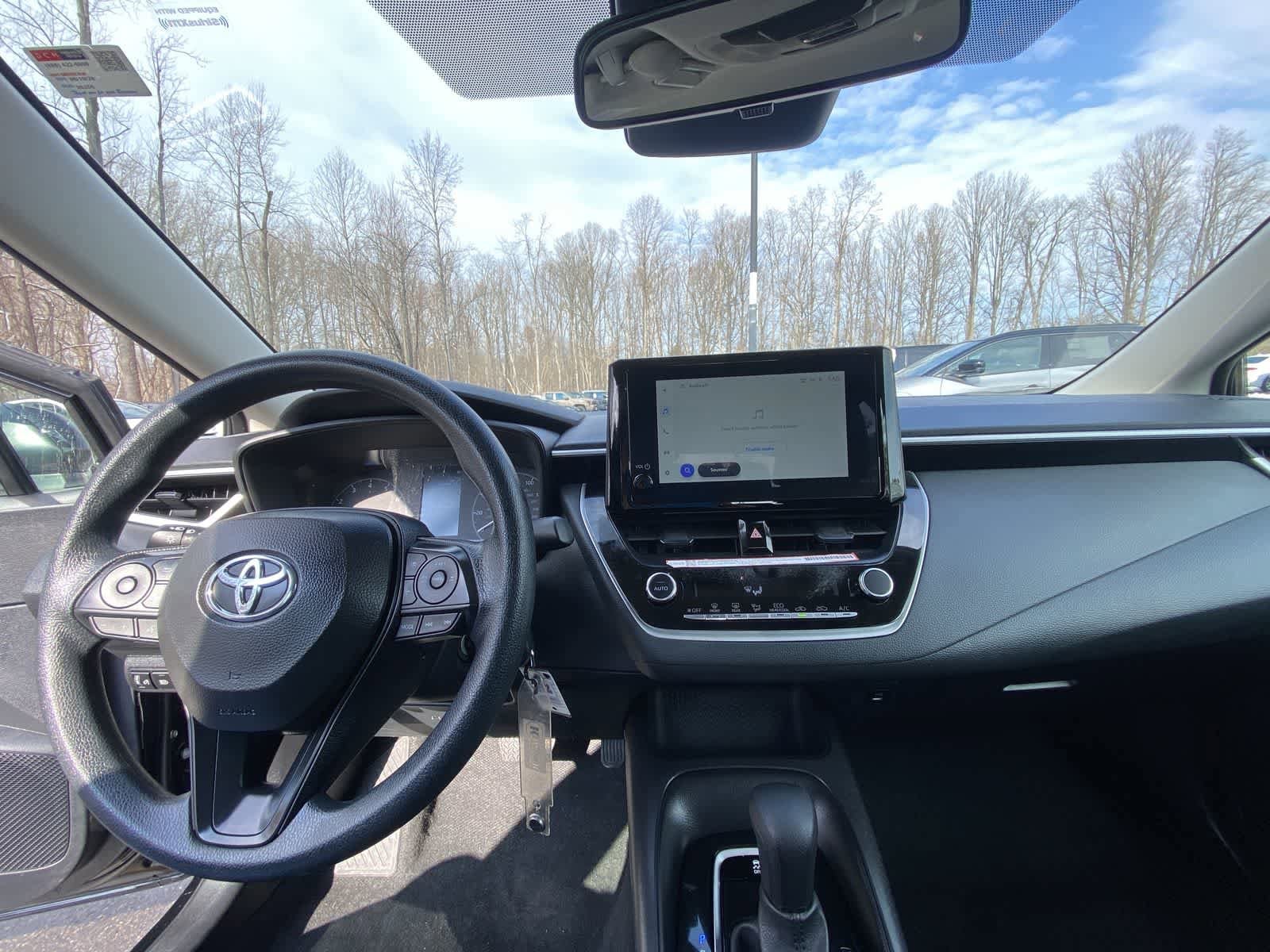 Thumbnail: 2025 Toyota Corolla - 18