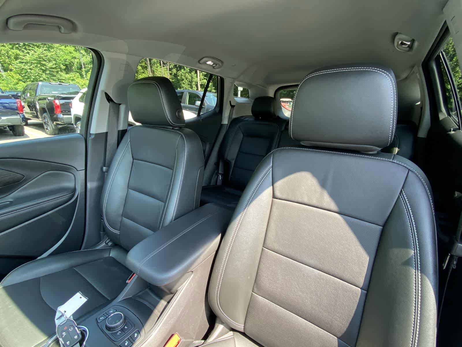 Thumbnail: 2024 GMC Terrain - 17