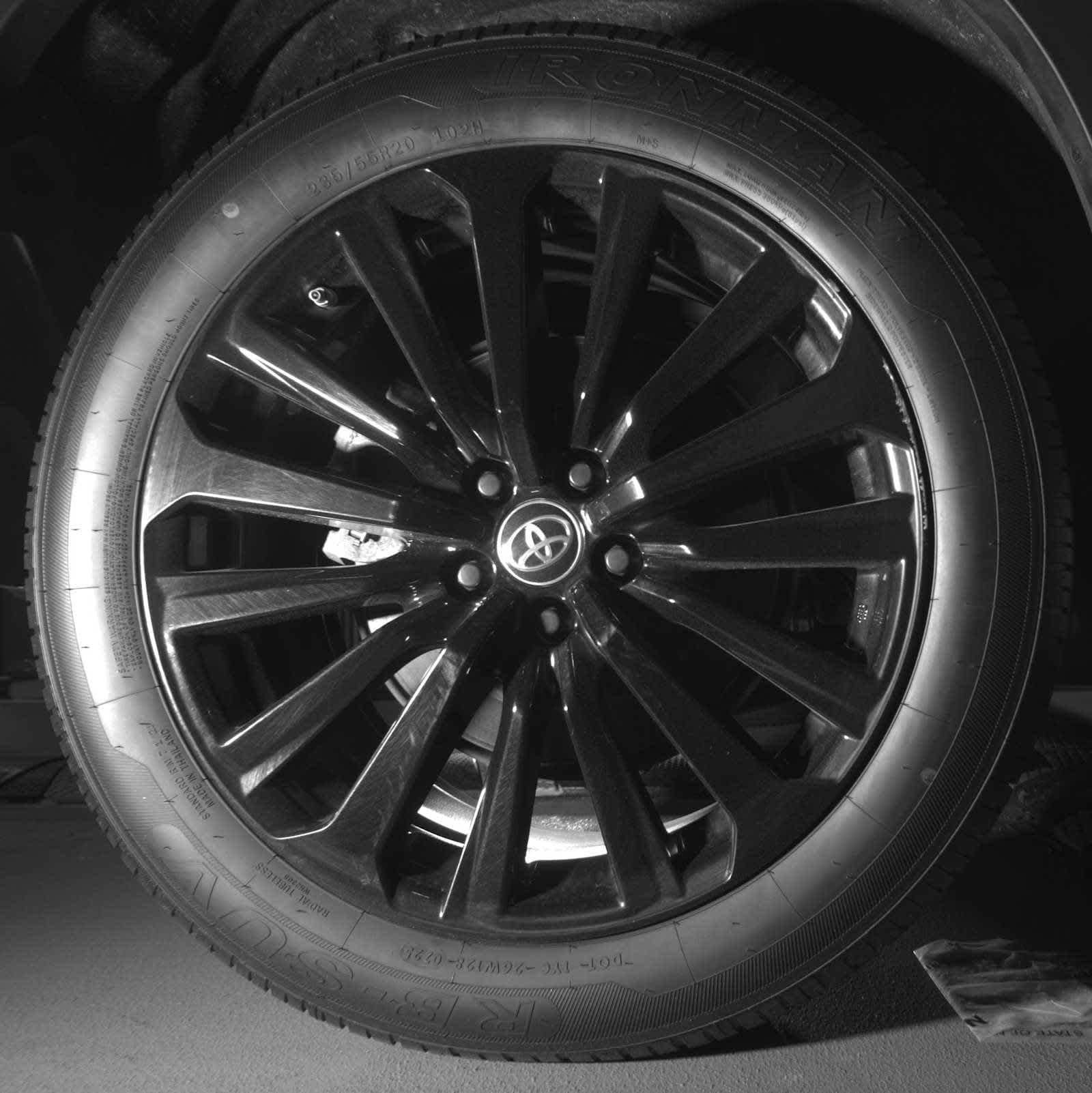 Thumbnail: 2025 Toyota Highlander - 13