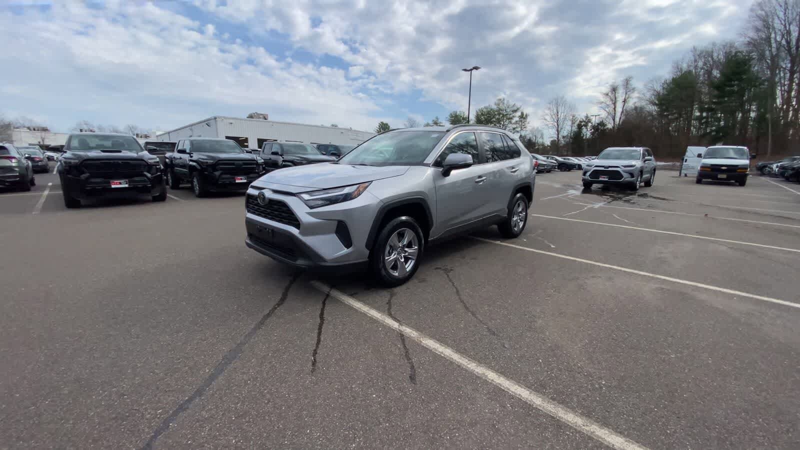 Thumbnail: 2025 Toyota RAV4 - 7