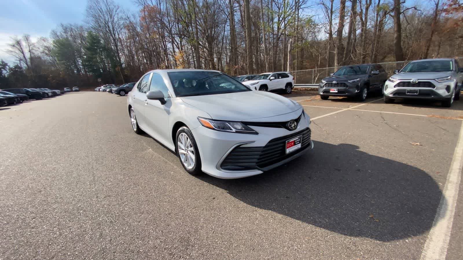 Thumbnail: 2023 Toyota Camry - 10