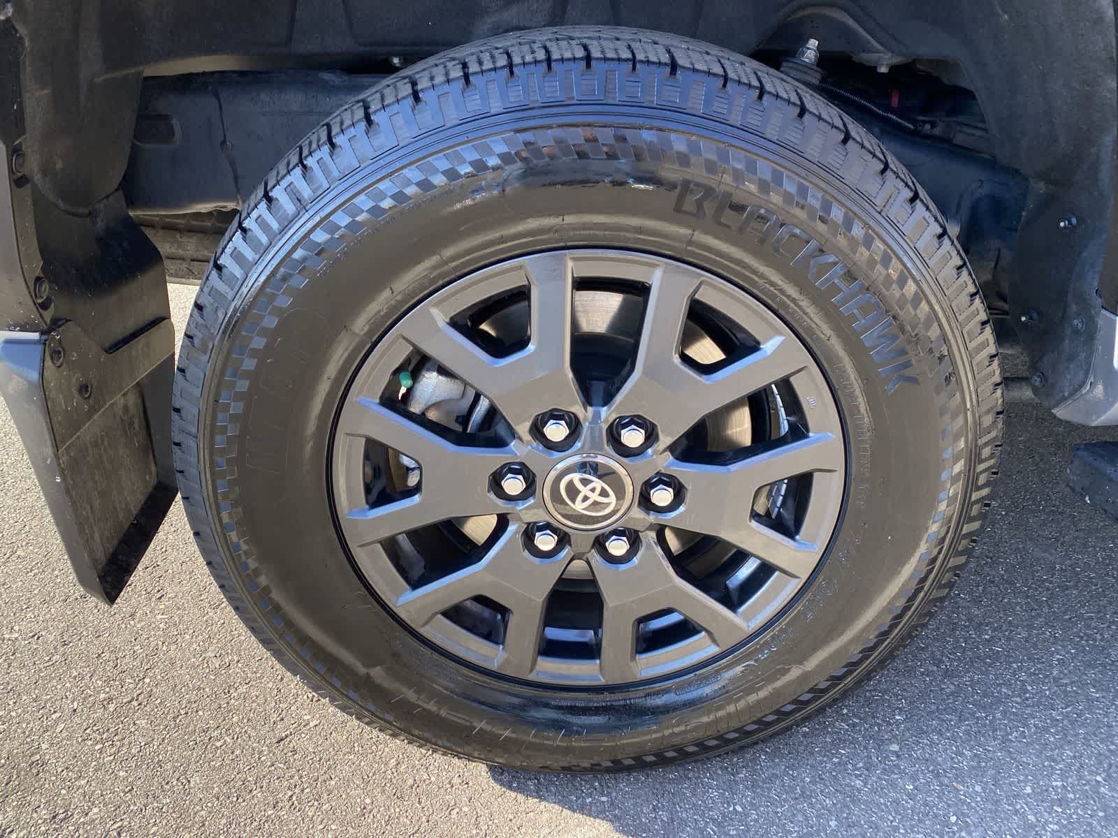 Thumbnail: 2025 Toyota 4Runner - 18