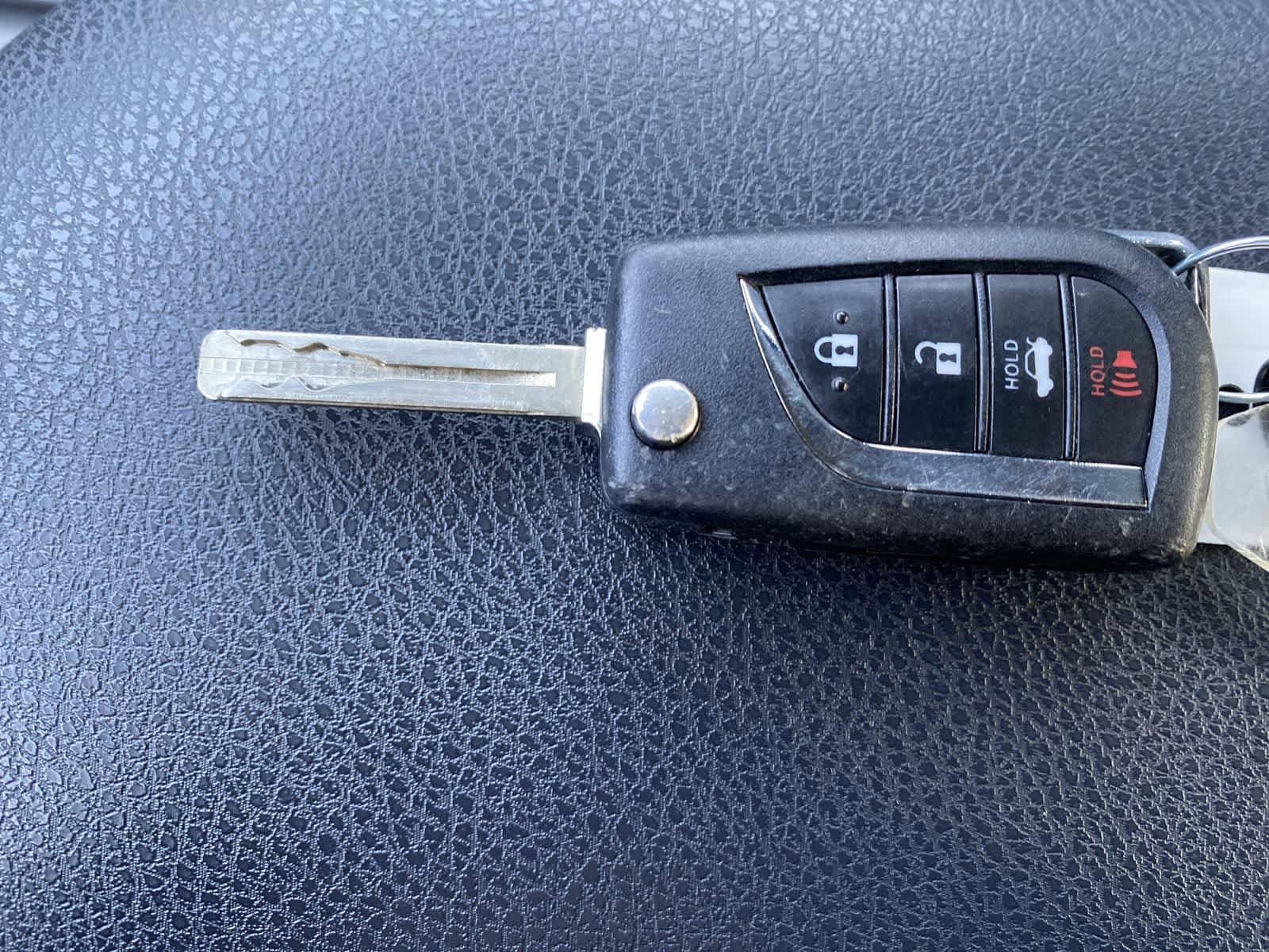 Thumbnail: 2023 Toyota Camry - 36