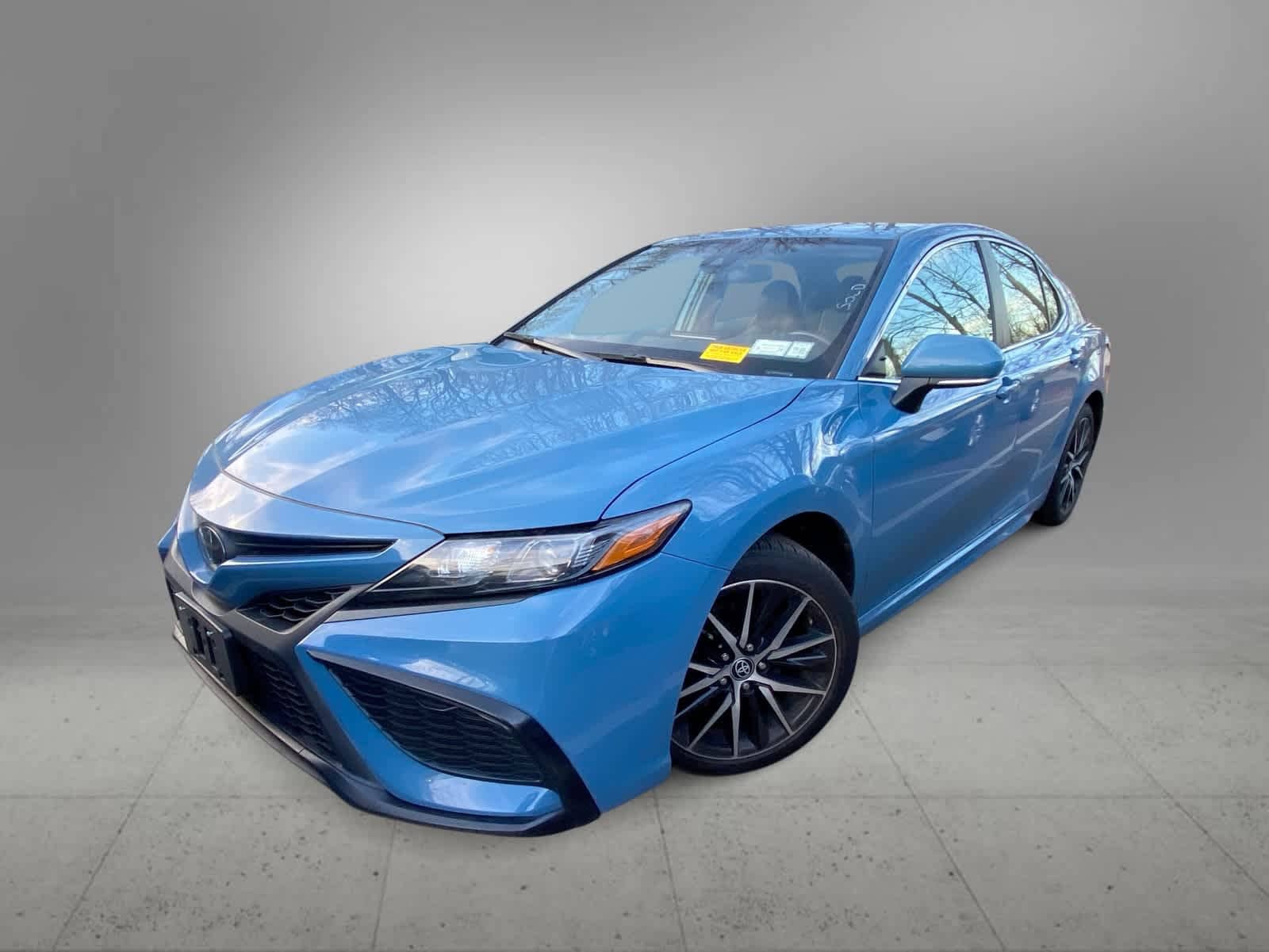 Thumbnail: 2023 Toyota Camry - 7