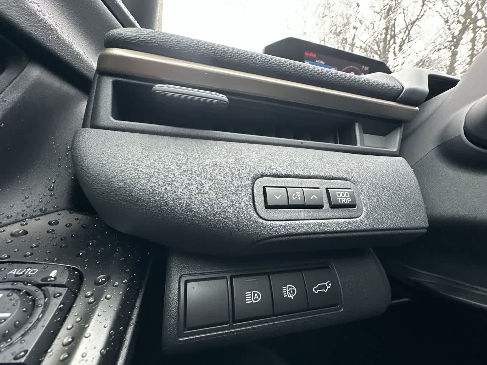 Thumbnail: 2026 Toyota bZ - 33