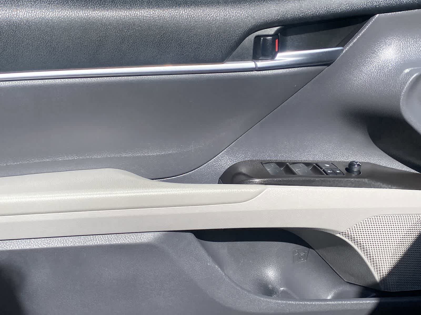 Thumbnail: 2023 Toyota Camry - 15