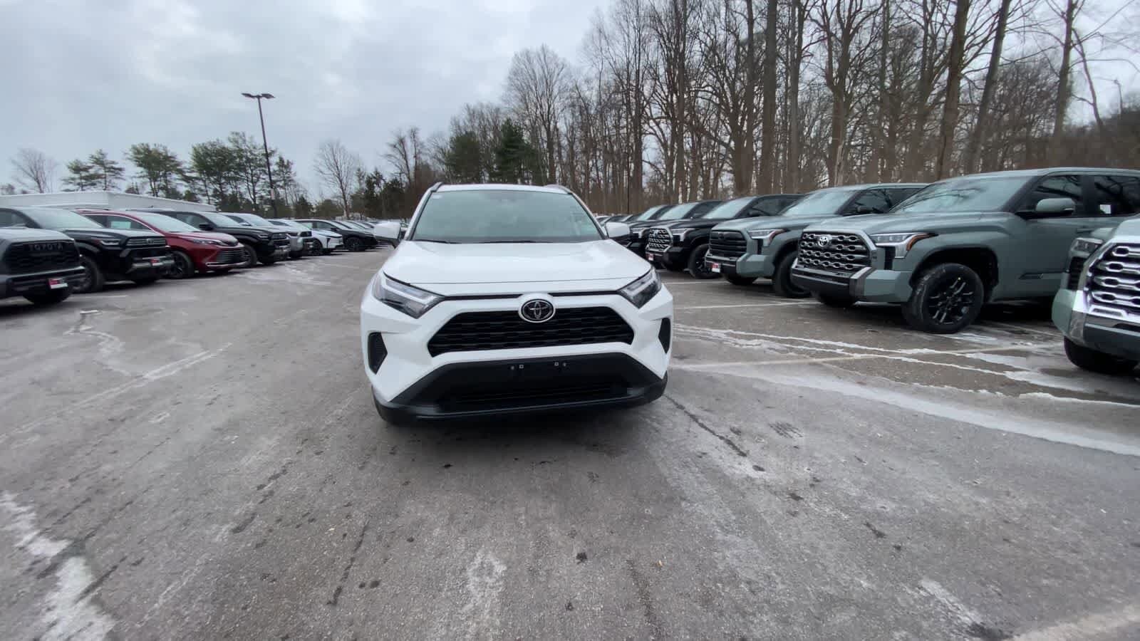 Thumbnail: 2025 Toyota RAV4 - 11